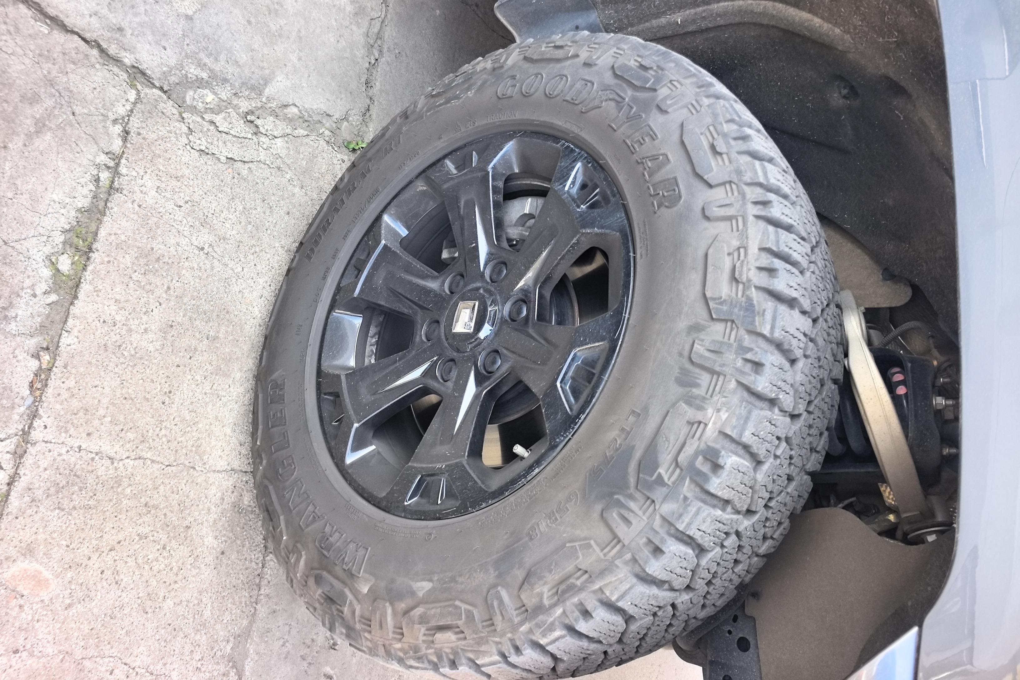 Tank 400 2024 car image #6