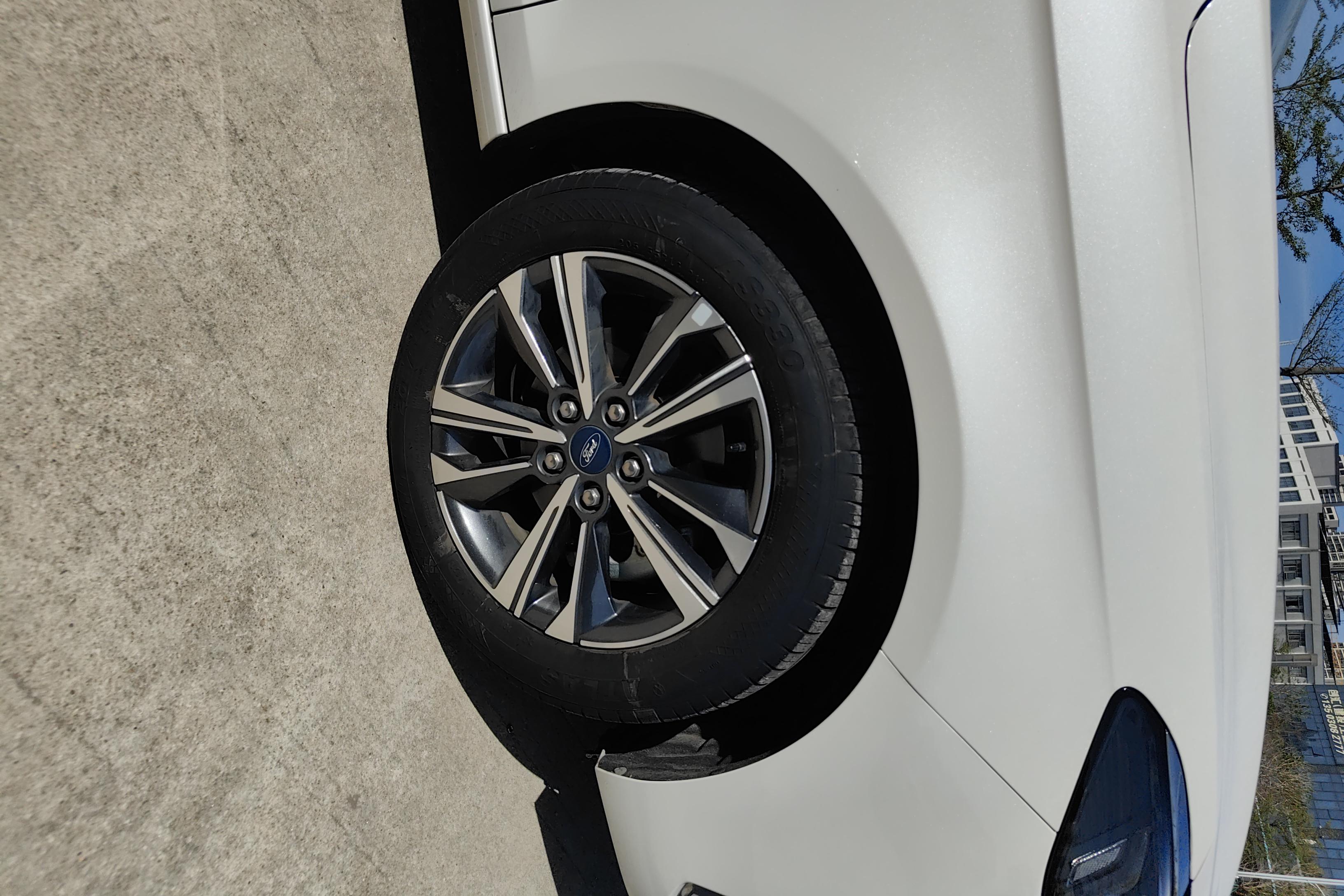 Ford Escort 2022 car image #6