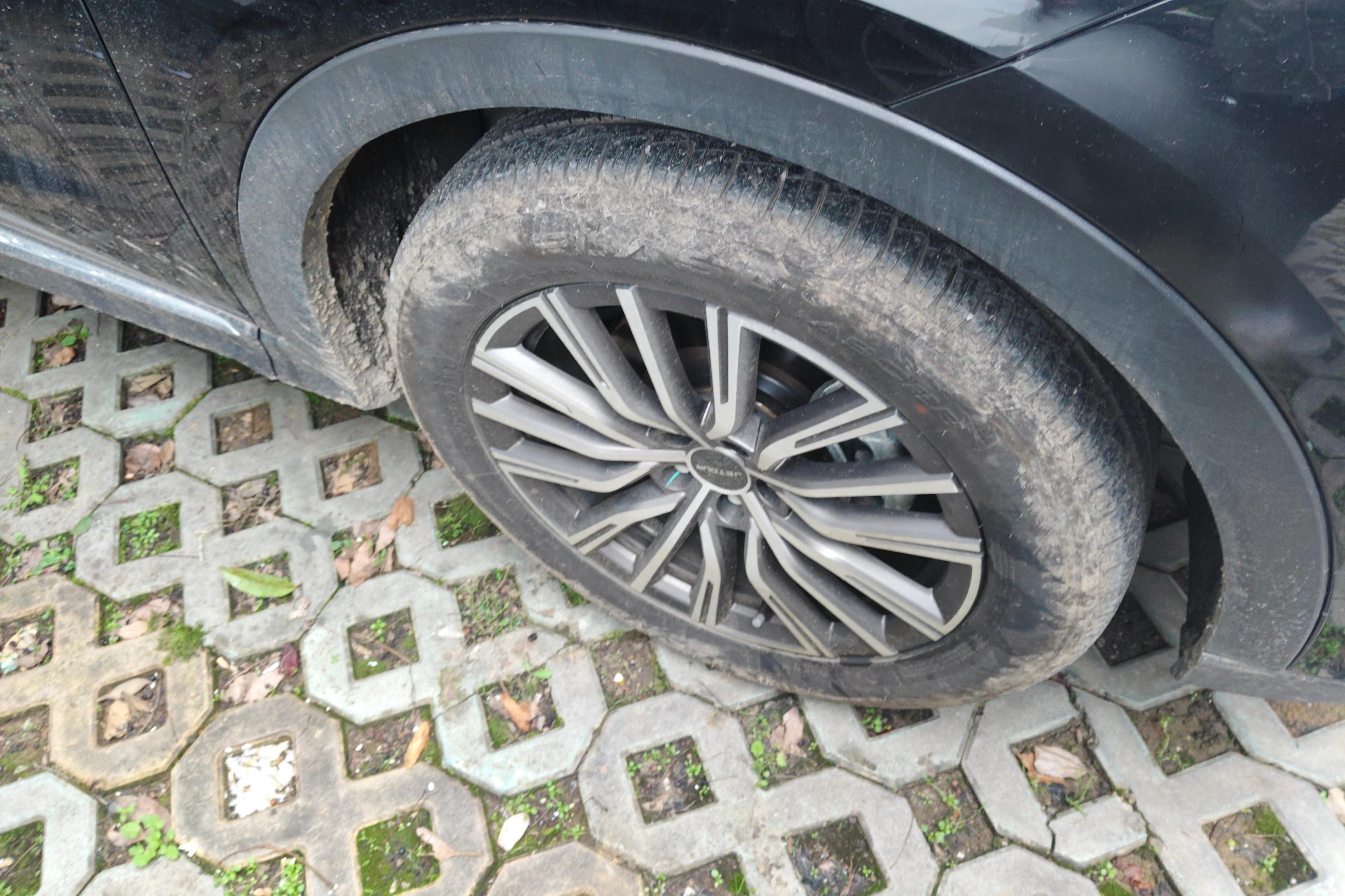 Jetour X70 PRO 2024 car image #6