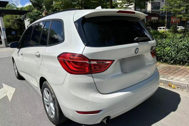 BMW 2 Series Gran Tourer 2015 car image #6