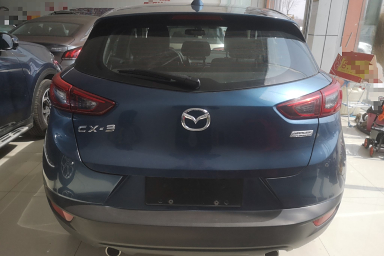 Mazda CX-3 2019 car image #6