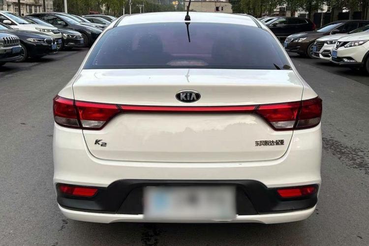 起亚 起亚K2 2017 汽车图片 #6