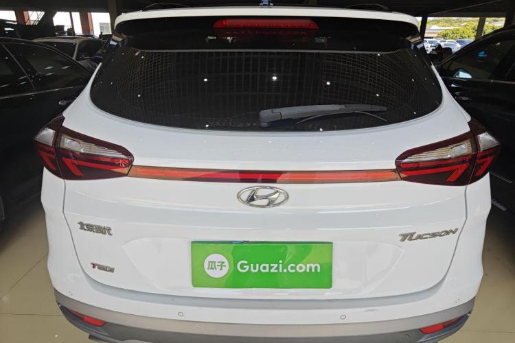 Hyundai Tucson (Imported) 2019 car image #6