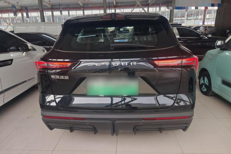 Jetour 2025 car image #6