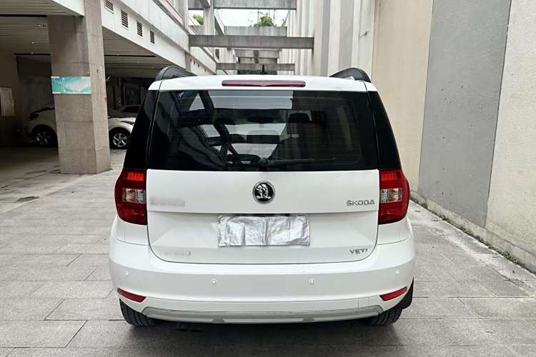 Skoda Yeti (Imported) 2015 car image #6