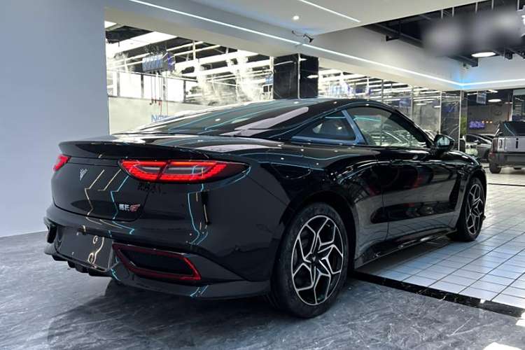 哪吒汽车 哪吒GT 2023 汽车图片 #6