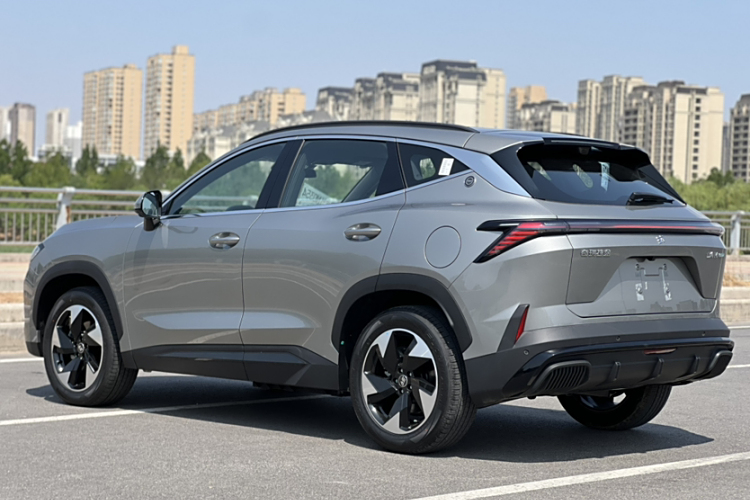 捷途山海 捷途山海L6 2025 #6 捷途山海 捷途山海L6 2025 汽车图片 #6