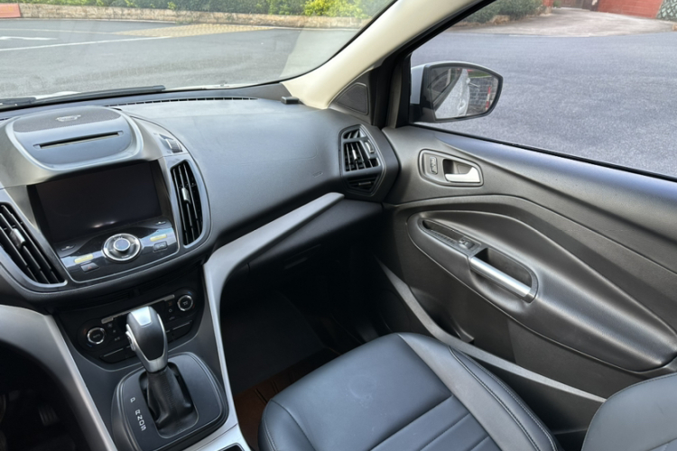 Ford Kuga 2015 #6 Ford Kuga 2015 imagem de carro #6