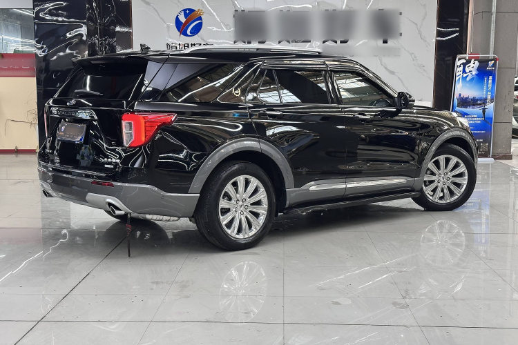 Ford Explorer 2021 immagine di auto #6