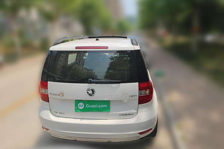 Skoda Yeti (Imported) 2017 car image #6