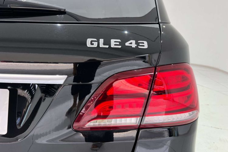 Mercedes-Benz GLE AMG 2018 car image #6