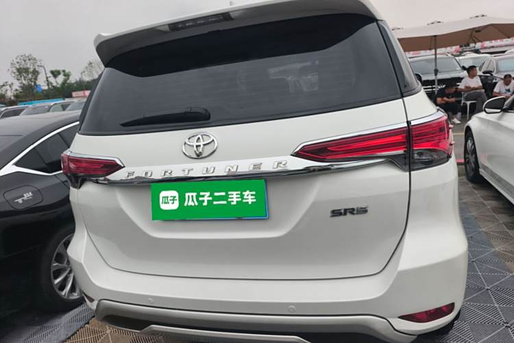 Toyota Fortuner 2018 #6 Toyota Fortuner 2018 immagine di auto #6