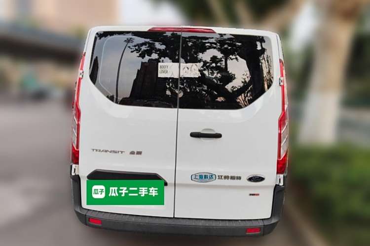 Ford Transit 2022 car image #6