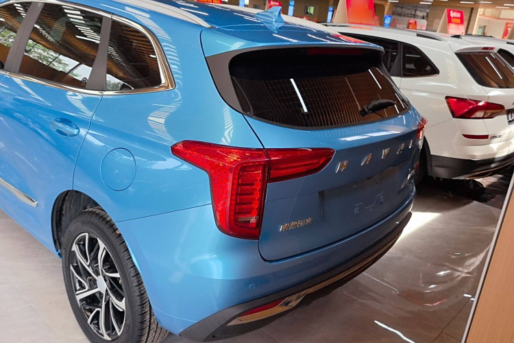 Haval Jolion 2021 #6 Haval Jolion 2021 صورة سيارة #6