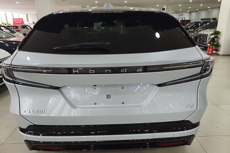 Honda P7 2025 #6 Honda P7 2025 car image #6