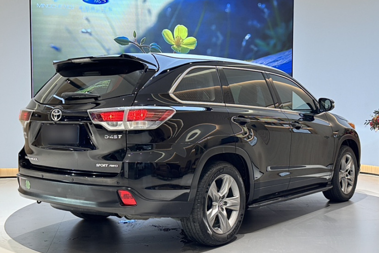 Toyota Highlander (Imported) 2016 car image #6