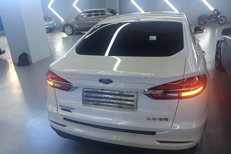 Ford Mondeo New Energy 2020 car image #6