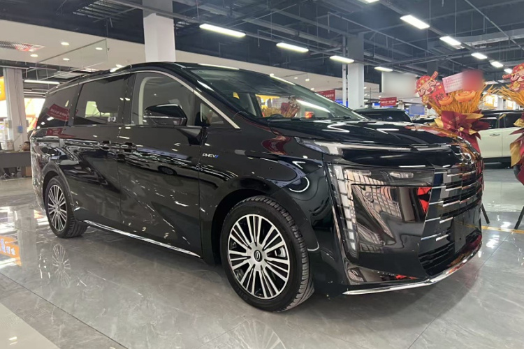 GAC Trumpchi E8 2025 imagem de carro #6