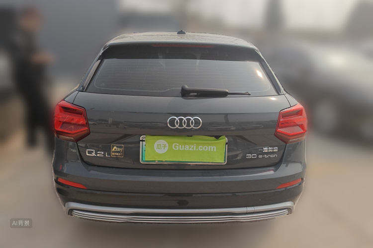 Q2L e-tron 2021 car image #6