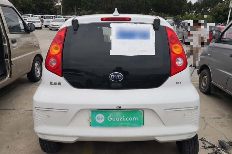 BYD e1 2019 #6 BYD e1 2019 car image #6