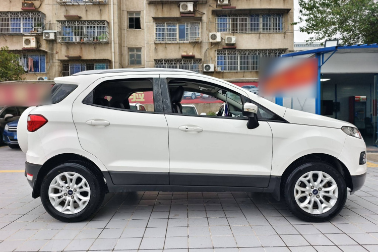 Ford EcoSport 2016 изображение автомобиля #6