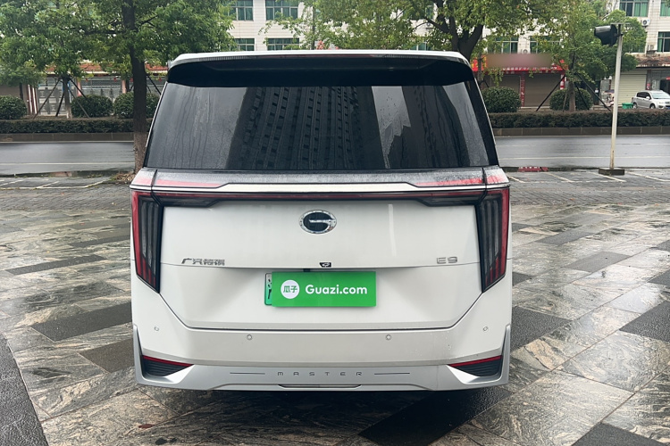 GAC Trumpchi E9 2024 imagen de coche #6