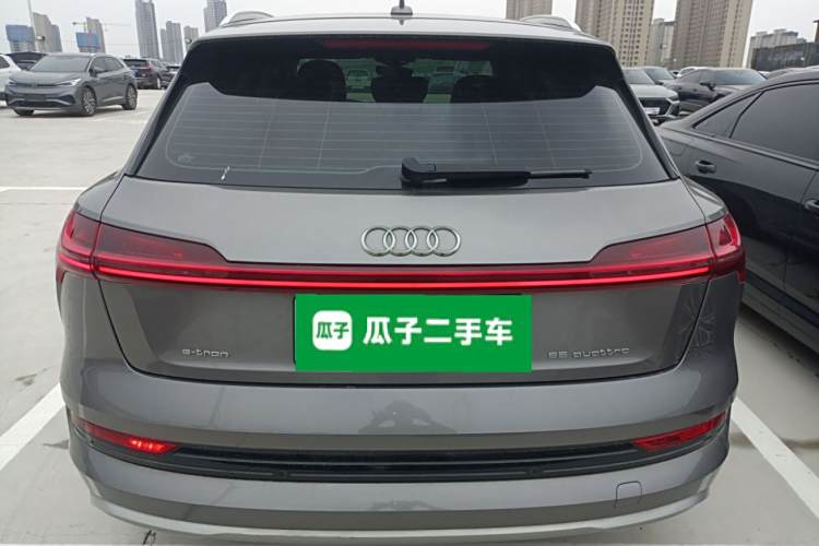 Audi e-tron (Imported) 2019 #6 Audi e-tron (Imported) 2019 car image #6