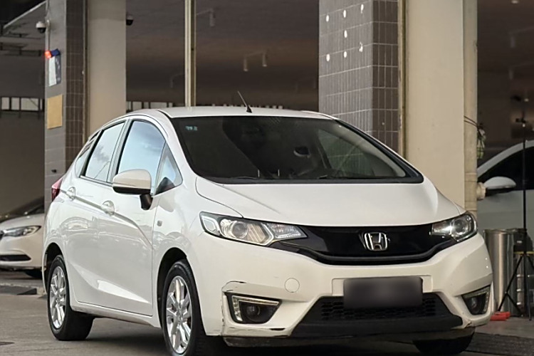 Honda Fit (Imported) 2015 image de voiture #6