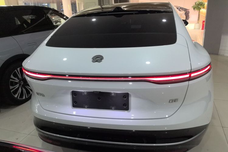 NIO ET9 2024 imagen de coche #6