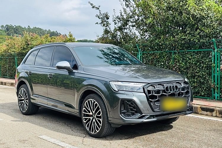 Audi SQ7 2024 #6 Audi SQ7 2024 car image #6