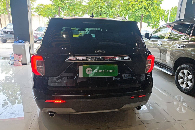 Ford Explorer 2021 #6 Ford Explorer 2021 immagine di auto #6