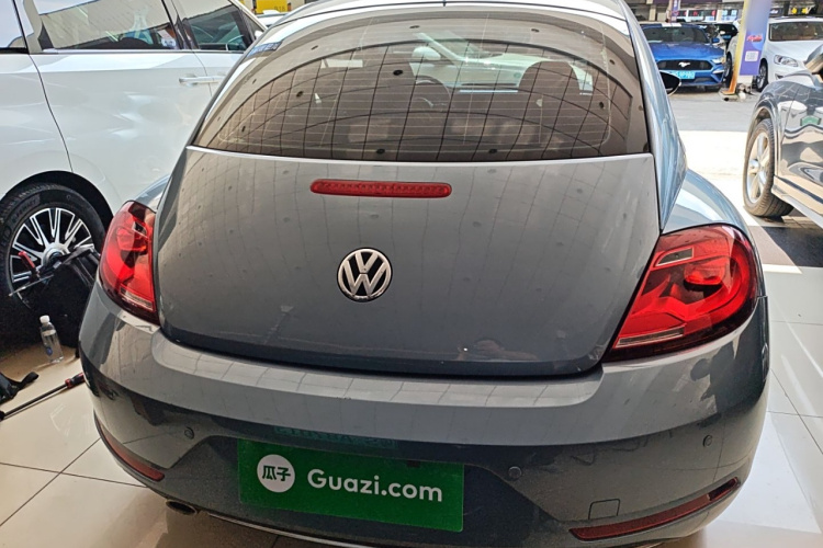 Volkswagen Beetle 2018 immagine di auto #6