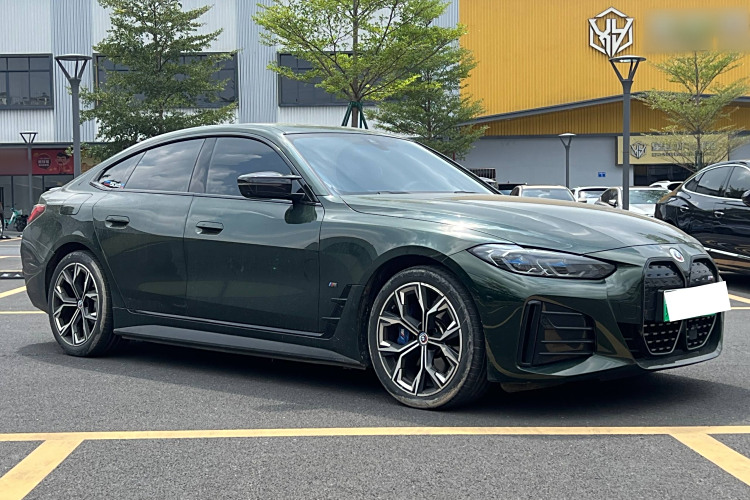 BMW i4 M50 2023 #6 BMW i4 M50 2023 car image #6