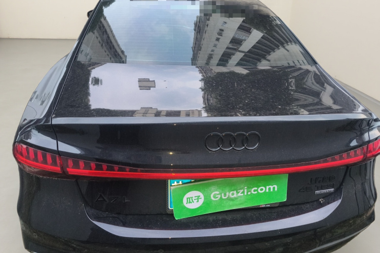 Audi A7L 2024 #6 Audi A7L 2024 صورة سيارة #6