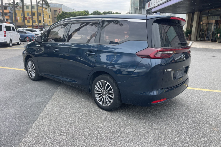 GAC Trumpchi M6 2019 immagine di auto #6