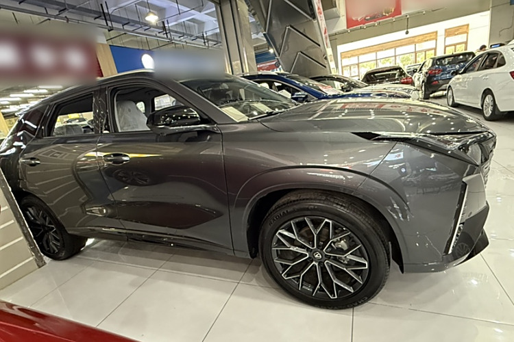 Changan UNI-Z 2025 #6 Changan UNI-Z 2025 immagine di auto #6