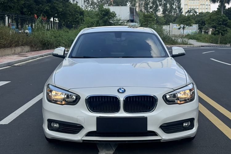 BMW 1 Series (Imported) 2018 car image #6