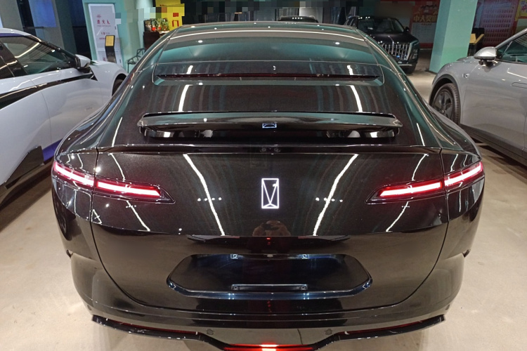 Avatr 12 2024 #6 Avatr 12 2024 car image #6