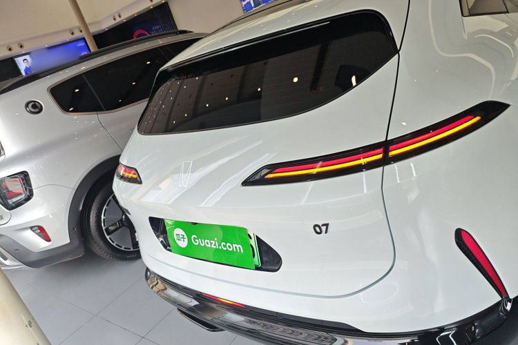 Avatr 07 2025 car image #6