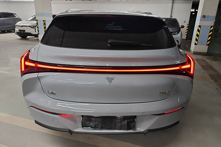 哪吒汽车 哪吒S猎装 2024 #6 哪吒汽车 哪吒S猎装 2024 汽车图片 #6