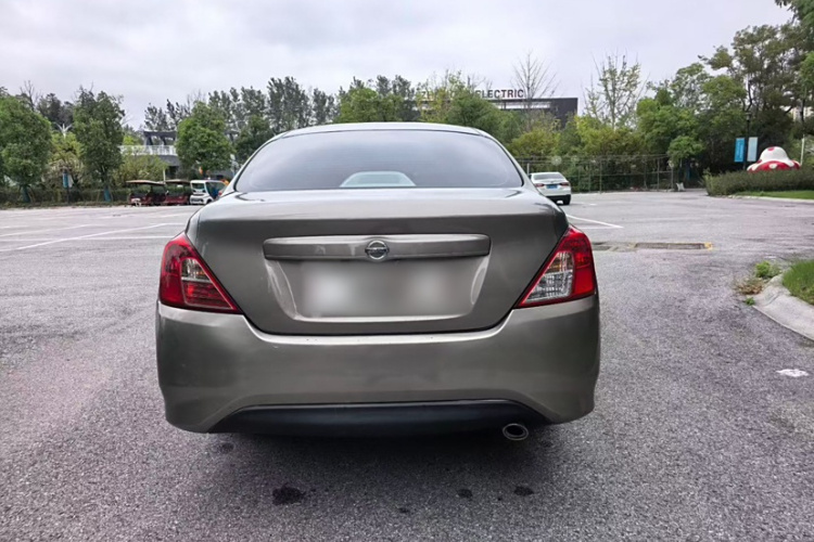 Nissan Sunny 2017 car image #6