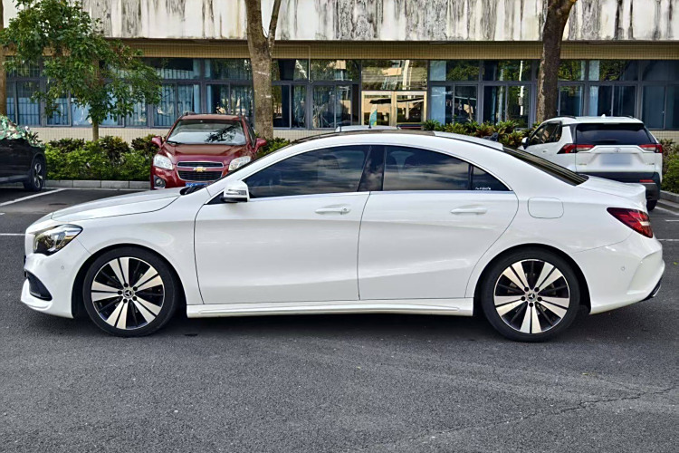 Mercedes-Benz CLA Class (Imported) 2018 car image #6