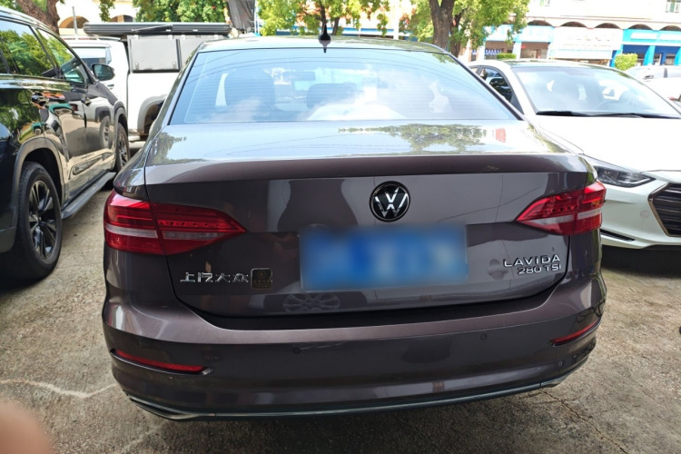 Volkswagen Lavida 2020 car image #6