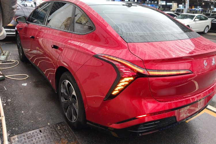 HongQi TianGong 05 2025 #6 HongQi TianGong 05 2025 car image #6