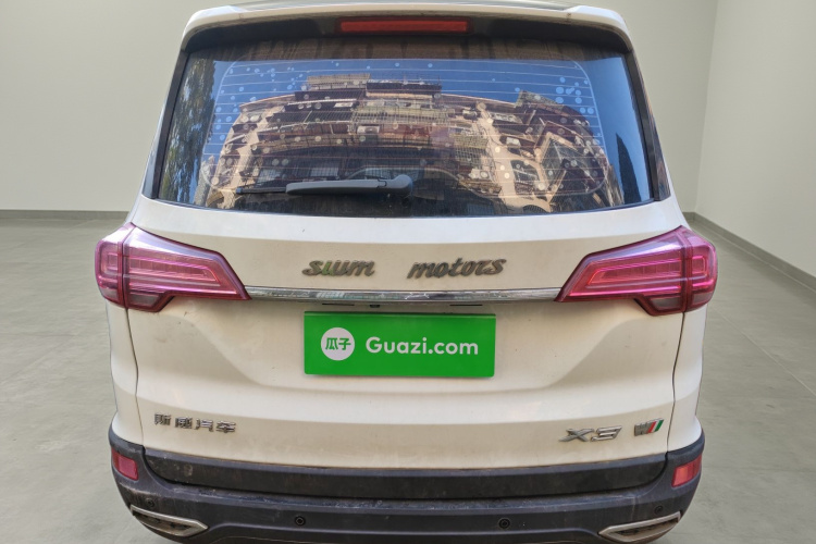 SWM斯威汽车 SWM斯威X3 2019 #6 SWM斯威汽车 SWM斯威X3 2019 汽车图片 #6