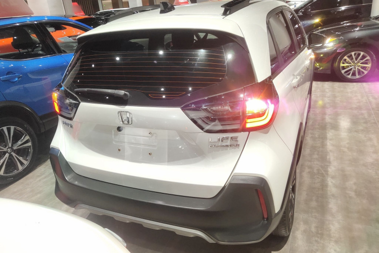 Honda LIFE 2021 car image #6