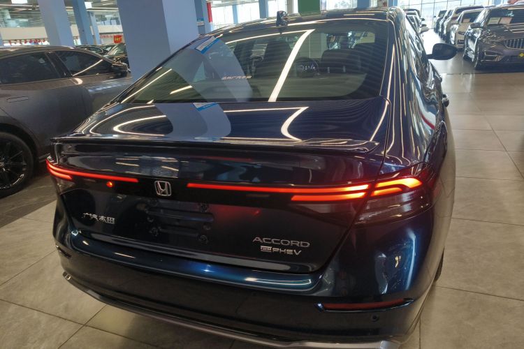 Honda Accord New Energy 2025 car image #6