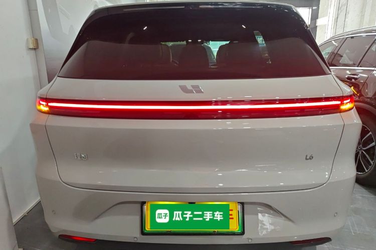Li L6 2024 #6 Li L6 2024 car image #6