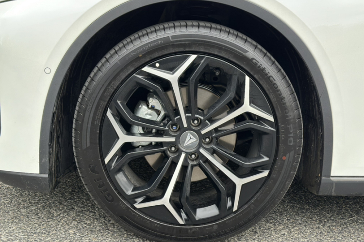 Deepal L07 2024 car image #6