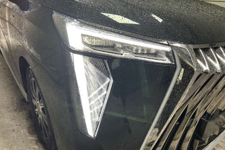 GAC Trumpchi E9 2025 #6 GAC Trumpchi E9 2025 car image #6